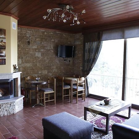 Apartament Xenonas Platia Káto Loutrákion Zewnętrze zdjęcie