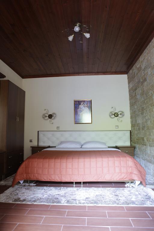 Apartament Xenonas Platia Káto Loutrákion Zewnętrze zdjęcie
