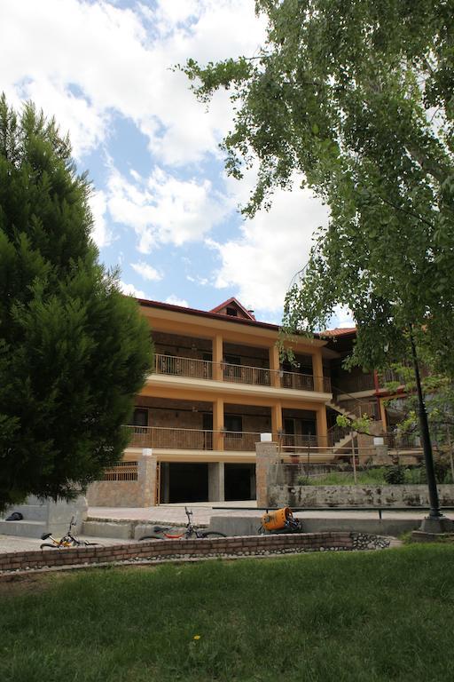 Apartament Xenonas Platia Káto Loutrákion Zewnętrze zdjęcie