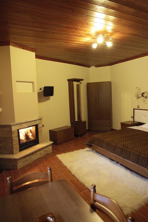 Apartament Xenonas Platia Káto Loutrákion Zewnętrze zdjęcie