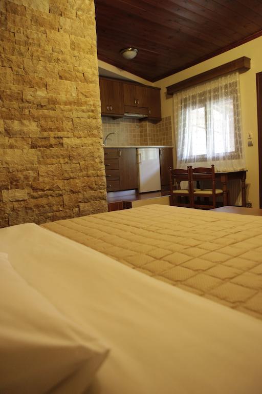 Apartament Xenonas Platia Káto Loutrákion Zewnętrze zdjęcie
